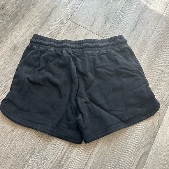AzurFit shorts - Picture 2 of 4